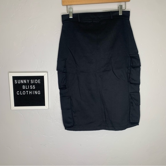 Boohoo Black Cargo Midi Skirt W/ Pockets Size 6 *NWTS* - Picture 7 of 10